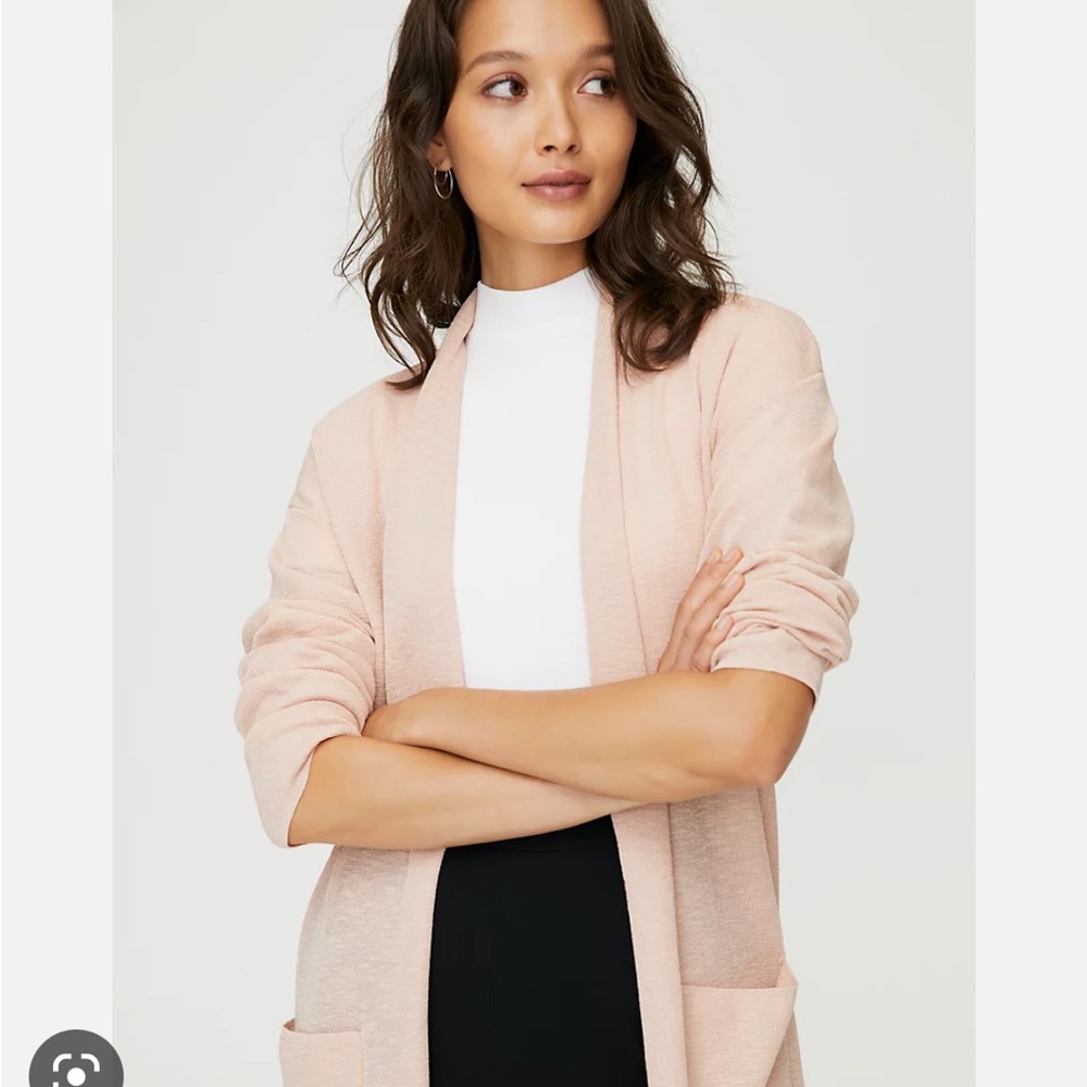 Babaton Lance Cardigan NWOT, actual colour shown in last 3 photos, Small